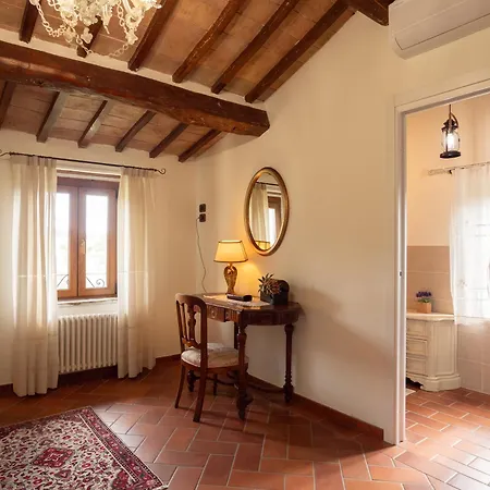 Montepugliano Фермерский дом