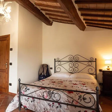 Montepugliano Фермерский дом *