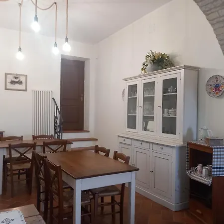 Montepugliano Çiftlik konaklama *